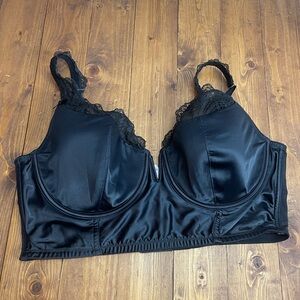 Cacique by lane Bryant size 44DDD black lightly lined French balconette bra